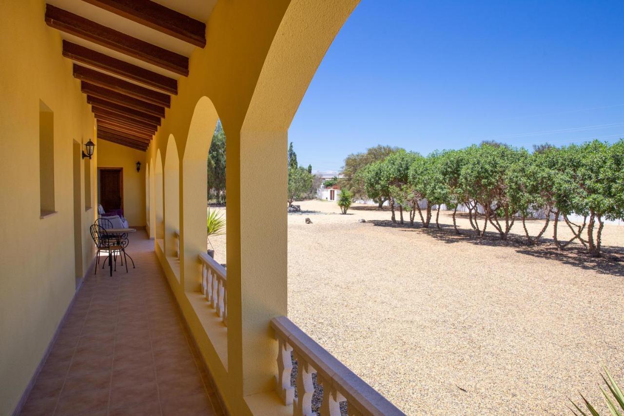 Villa Mariana Almeria Exterior photo